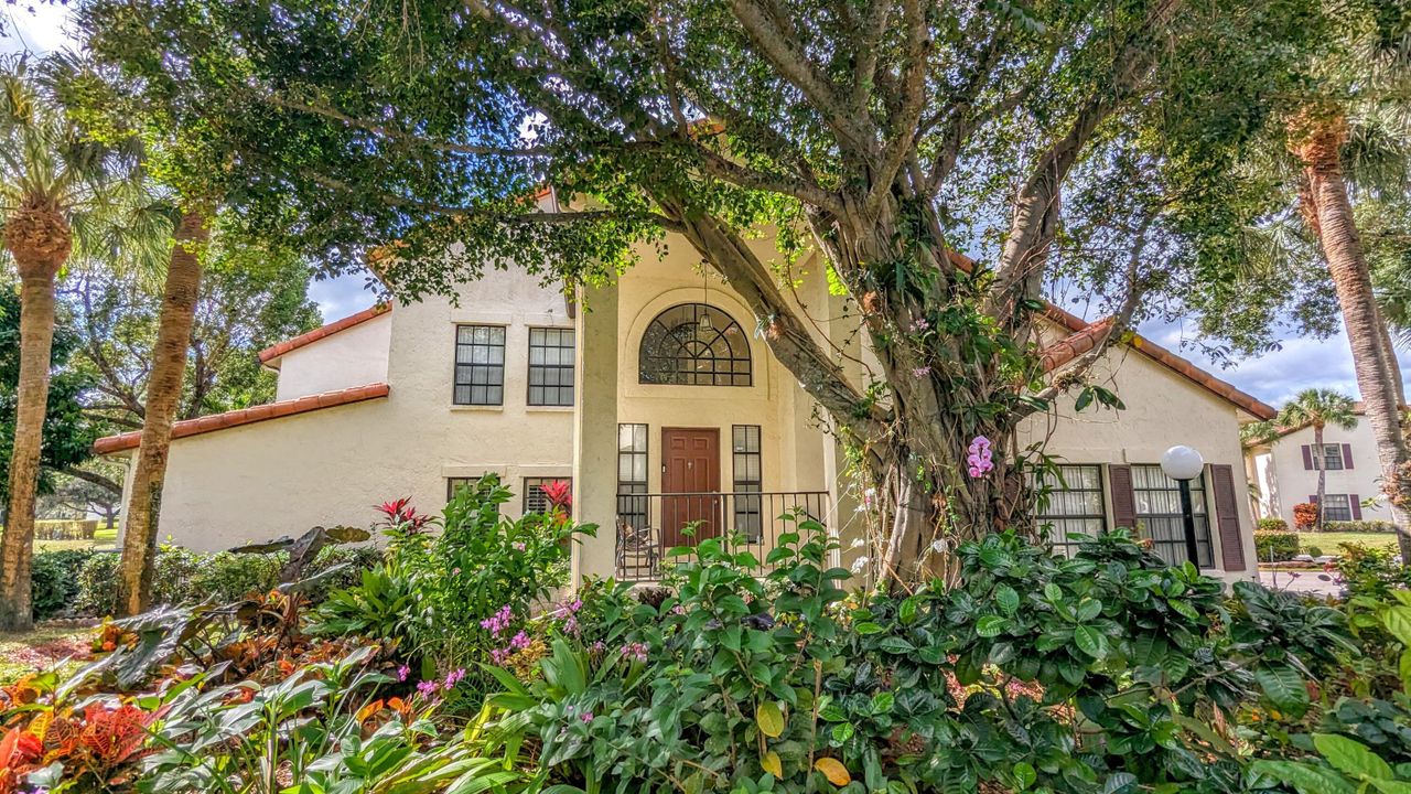 En Venta: $315,000 (2 camas, 2 baños, 1558 Pies cuadrados)