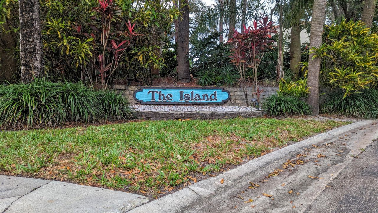 En Venta: $315,000 (2 camas, 2 baños, 1558 Pies cuadrados)