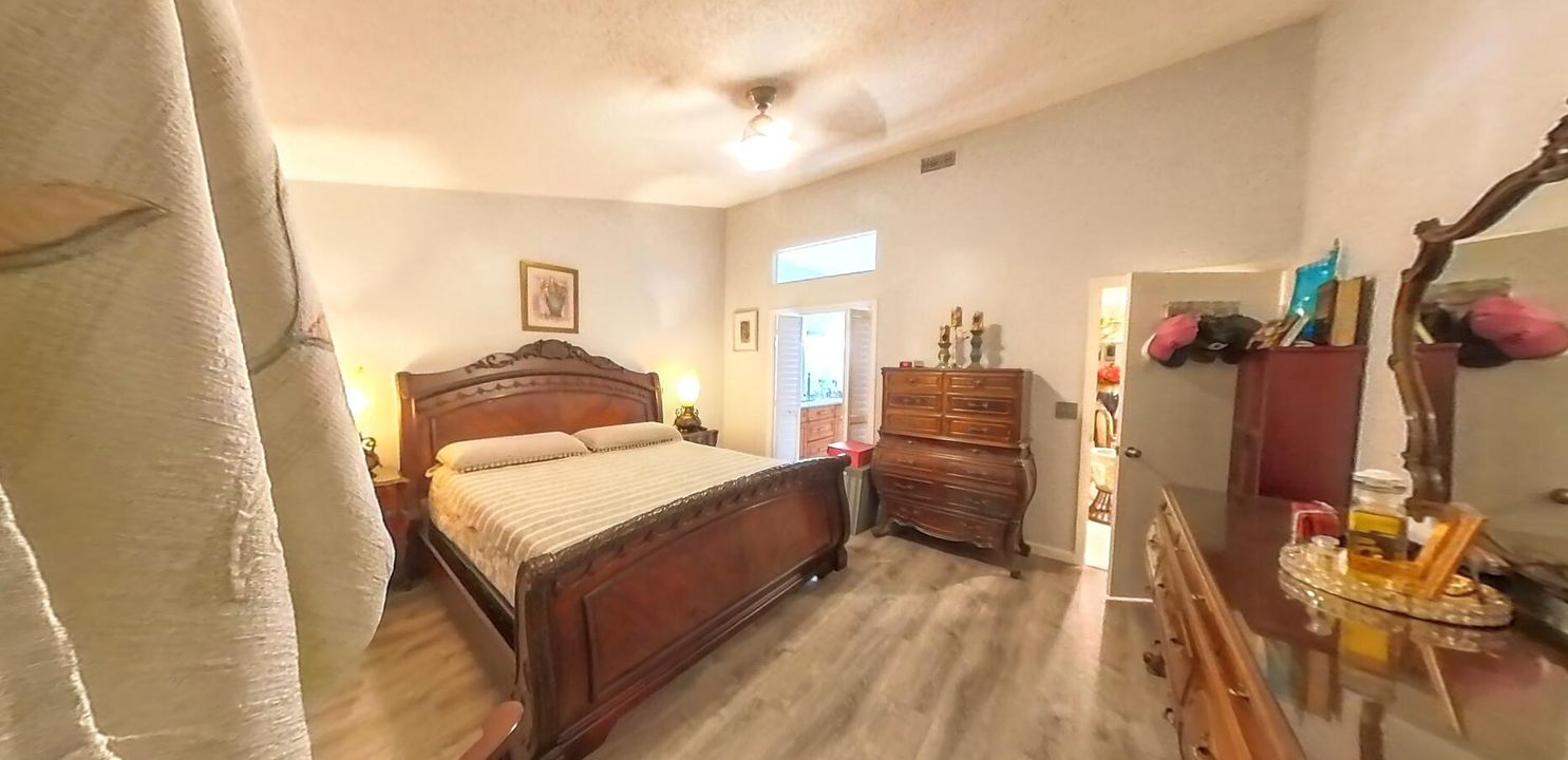 En Venta: $315,000 (2 camas, 2 baños, 1558 Pies cuadrados)