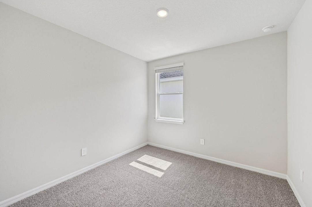 En Venta: $399,990 (4 camas, 2 baños, 1840 Pies cuadrados)