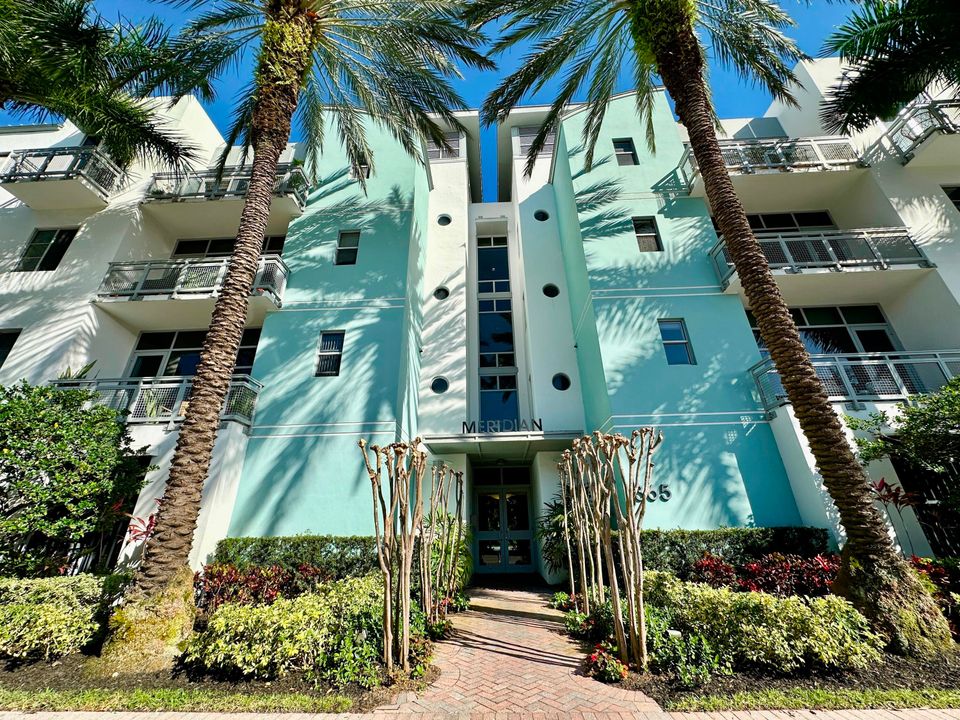 For Rent: $5,000 (2 beds, 2 baths, 1343 Square Feet)