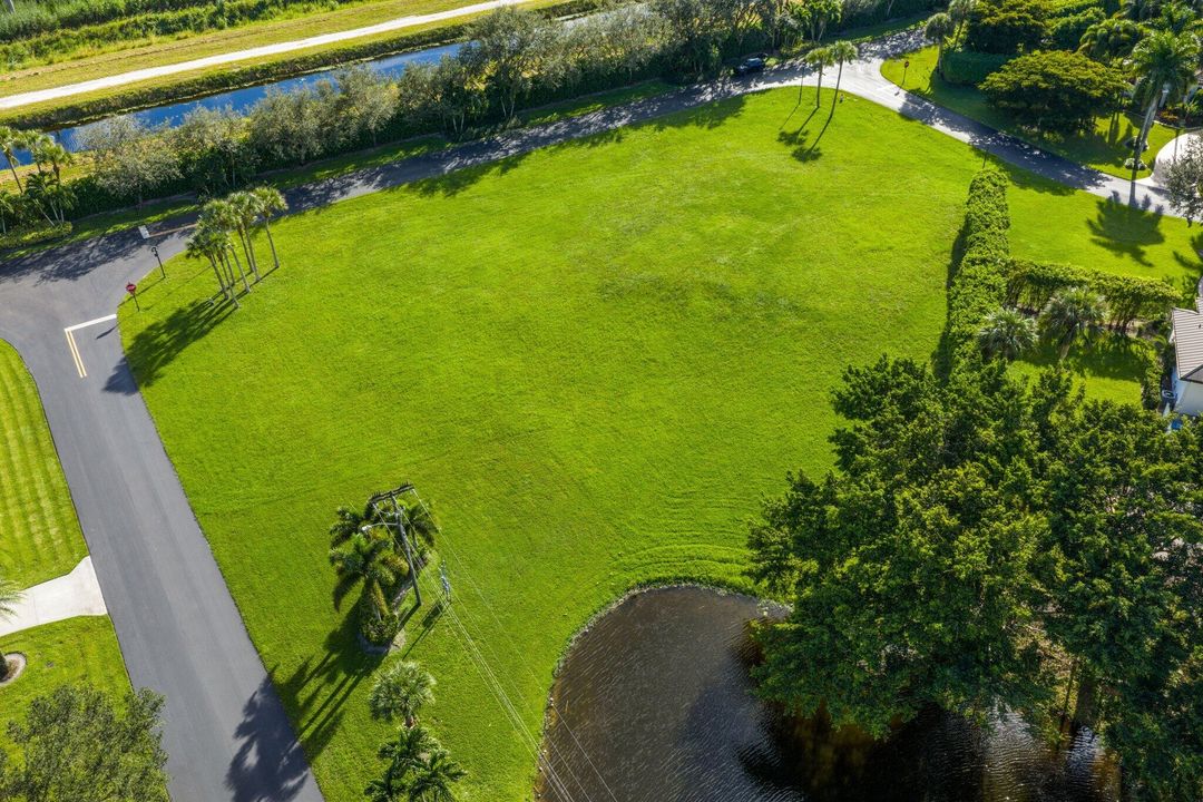 Activo con contrato: $1,400,000 (0 camas, 0 baños, 0 Pies cuadrados)