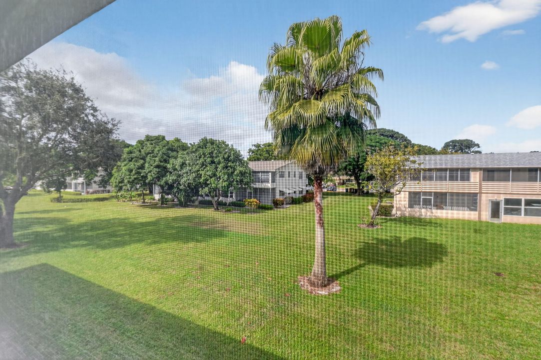 待售: $69,900 (1 贝兹, 1 浴室, 585 平方英尺)