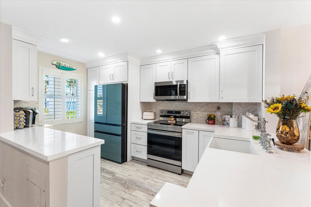 For Sale: $584,500 (3 beds, 2 baths, 1498 Square Feet)