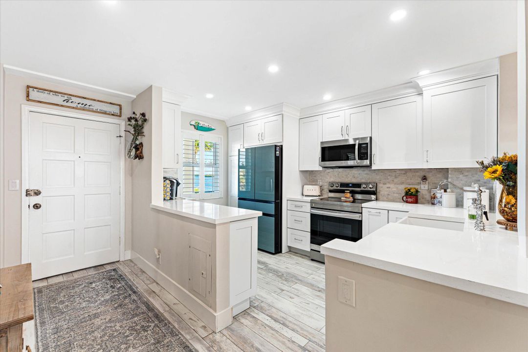 For Sale: $584,500 (3 beds, 2 baths, 1498 Square Feet)