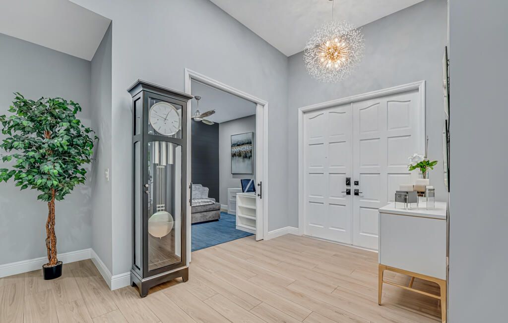 Active With Contract: $819,000 (3 beds, 2 baths, 2007 Square Feet)