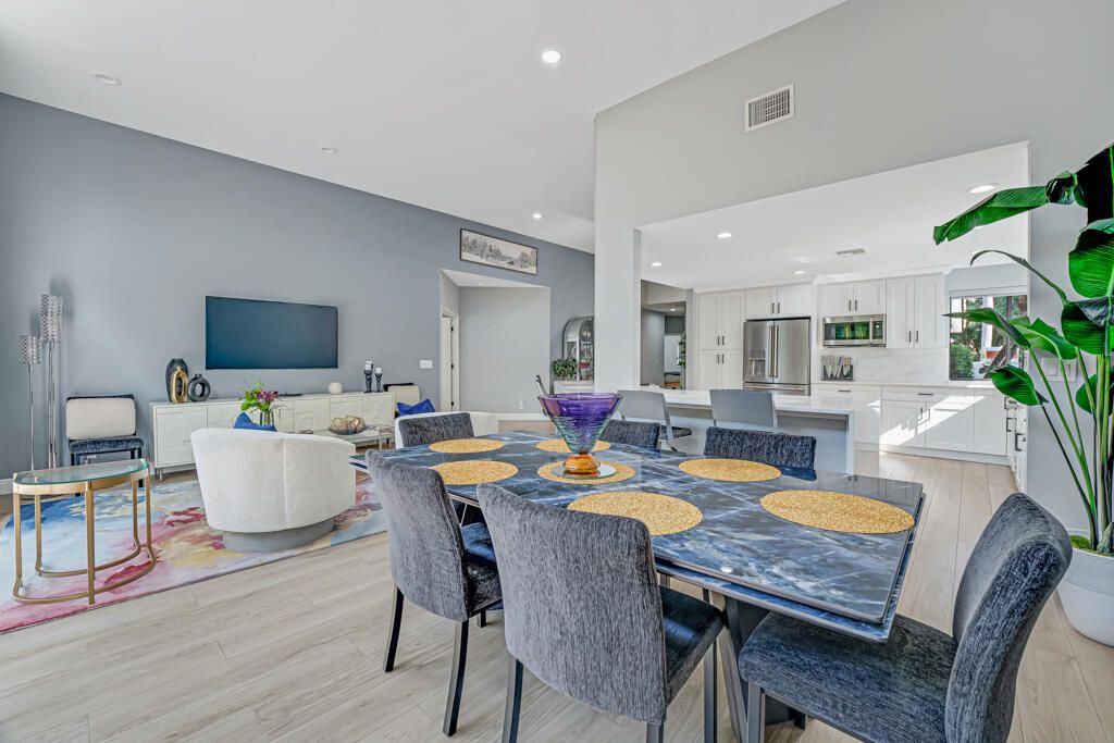 Active With Contract: $819,000 (3 beds, 2 baths, 2007 Square Feet)