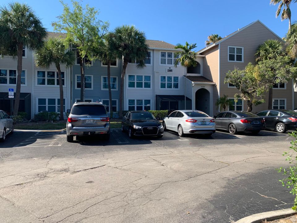 На продажу: $239,000 (3 спален, 2 ванн, 1217 Квадратных фут)