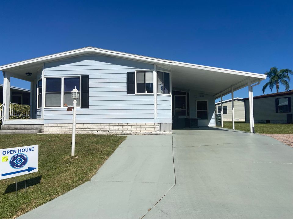 For Sale: $87,000 (2 beds, 2 baths, 1250 Square Feet)