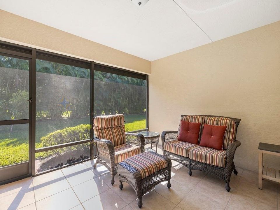 合同活跃: $389,000 (3 贝兹, 2 浴室, 1697 平方英尺)