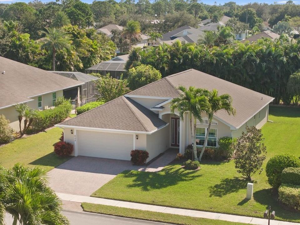 合同活跃: $389,000 (3 贝兹, 2 浴室, 1697 平方英尺)