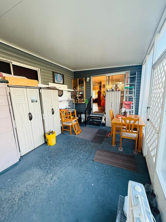 For Sale: $60,000 (2 beds, 2 baths, 1170 Square Feet)