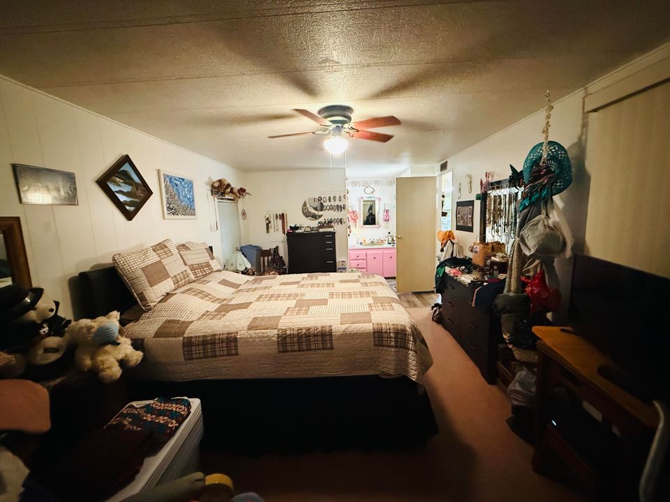 For Sale: $60,000 (2 beds, 2 baths, 1170 Square Feet)