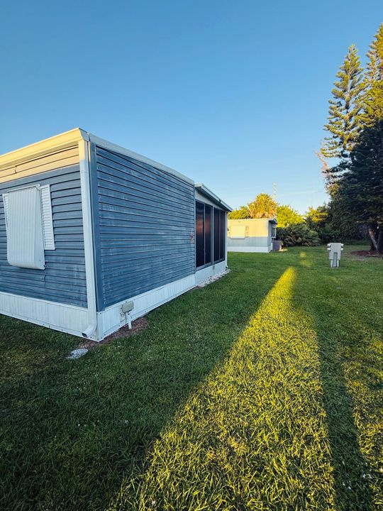 For Sale: $60,000 (2 beds, 2 baths, 1170 Square Feet)