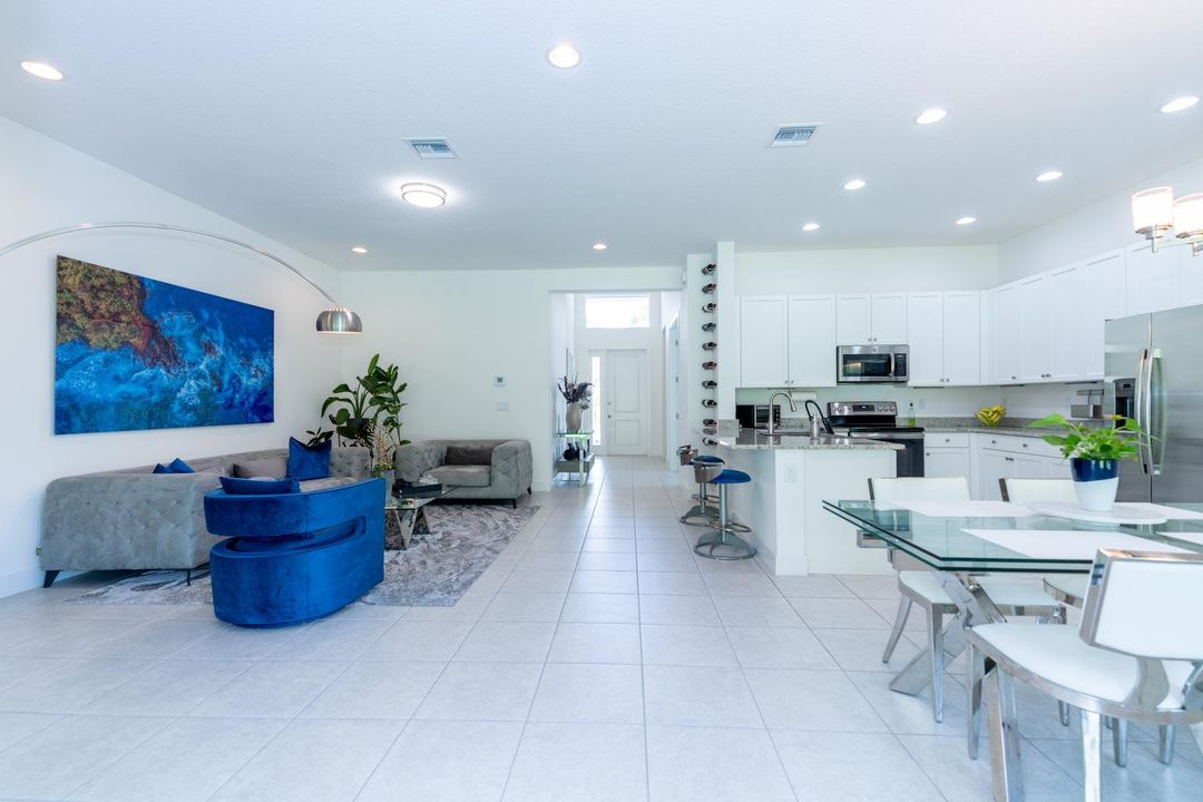 For Rent: $5,750 (3 beds, 2 baths, 1842 Square Feet)