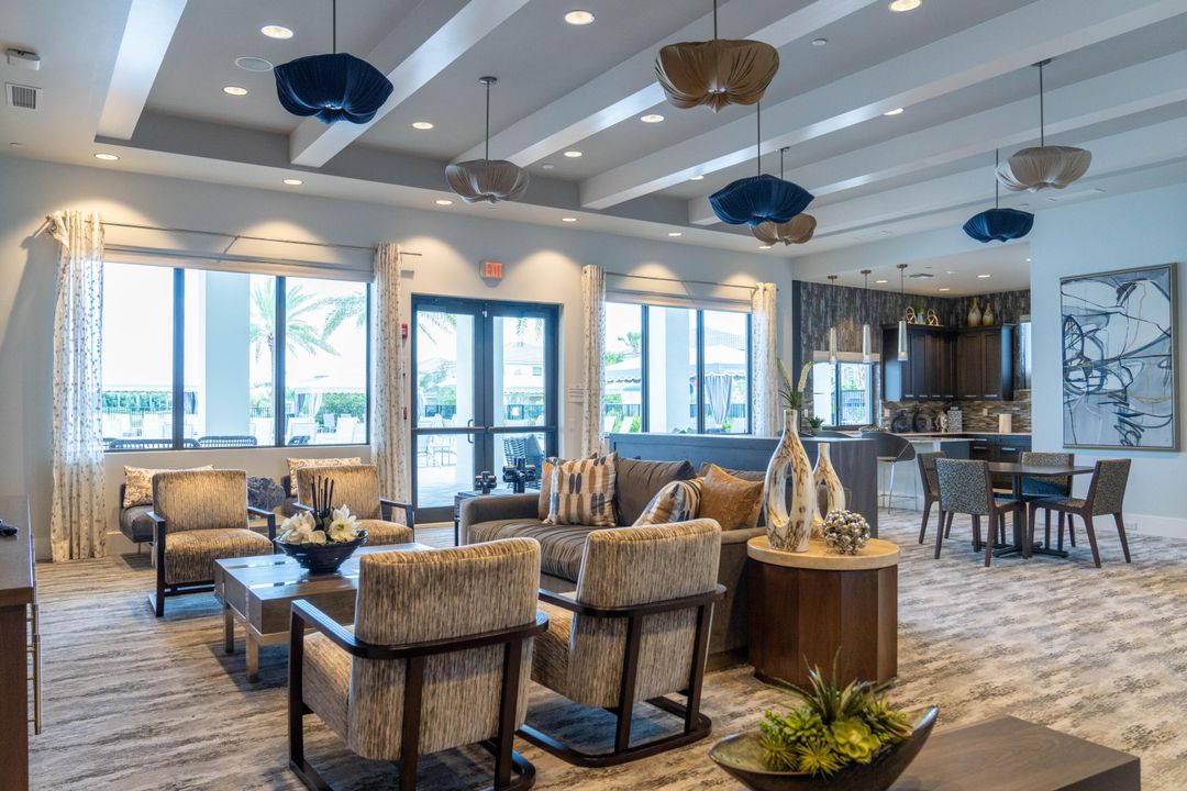 For Rent: $5,750 (3 beds, 2 baths, 1842 Square Feet)