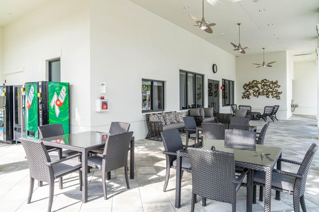 For Rent: $5,750 (3 beds, 2 baths, 1842 Square Feet)