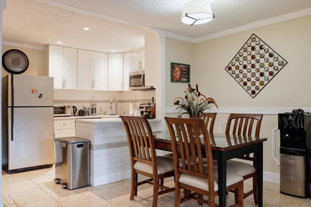 For Sale: $254,900 (3 beds, 2 baths, 1254 Square Feet)