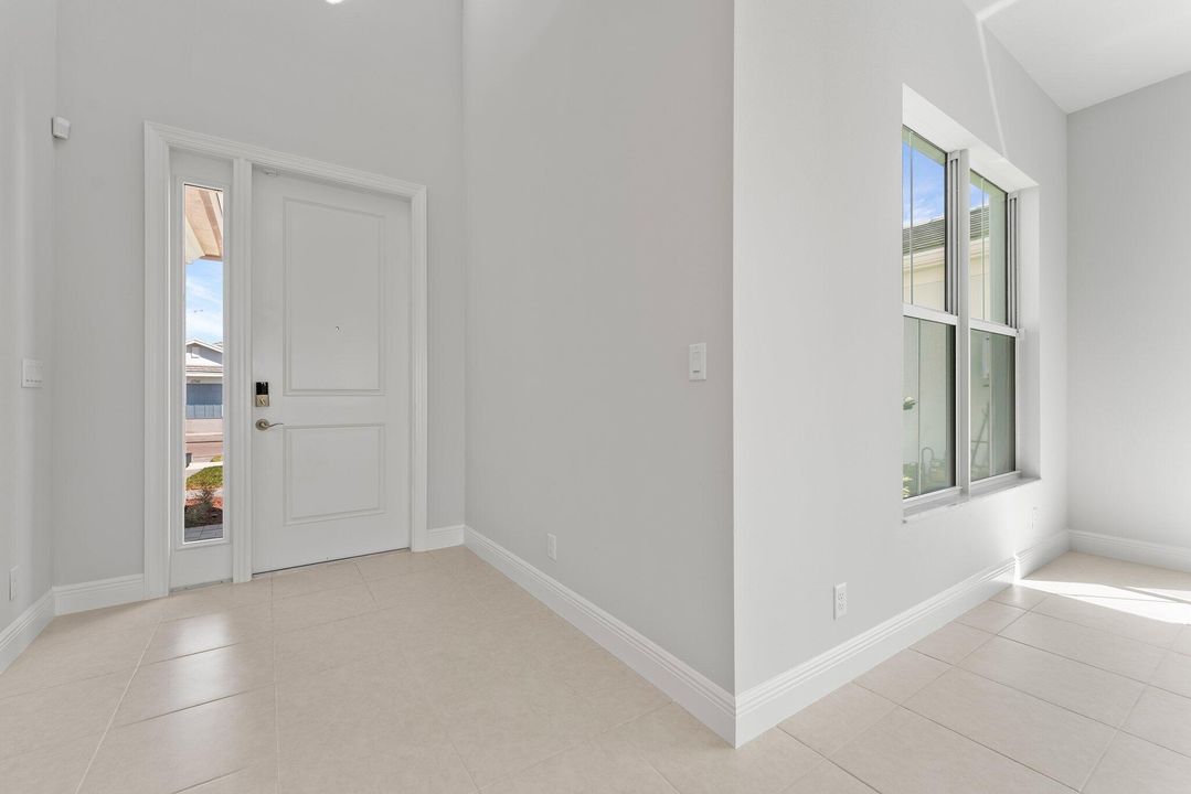 Active With Contract: $4,800 (5 beds, 3 baths, 3151 Square Feet)