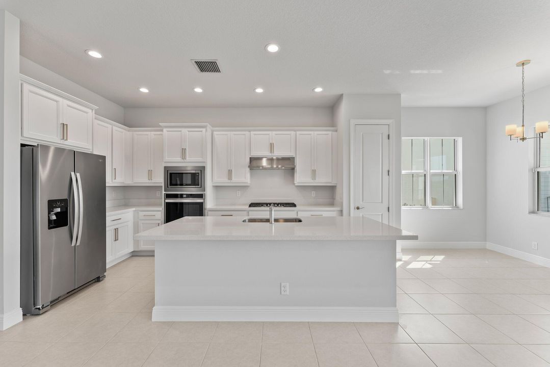 Active With Contract: $4,800 (5 beds, 3 baths, 3151 Square Feet)