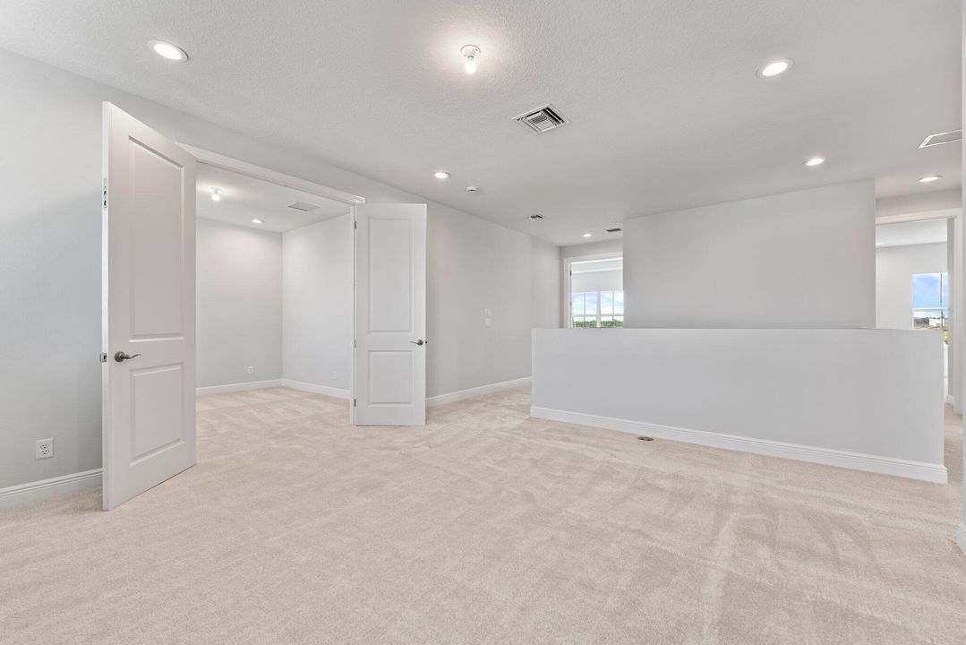 Active With Contract: $4,800 (5 beds, 3 baths, 3151 Square Feet)