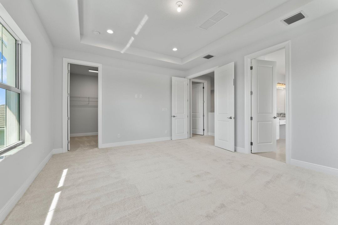 Active With Contract: $4,800 (5 beds, 3 baths, 3151 Square Feet)