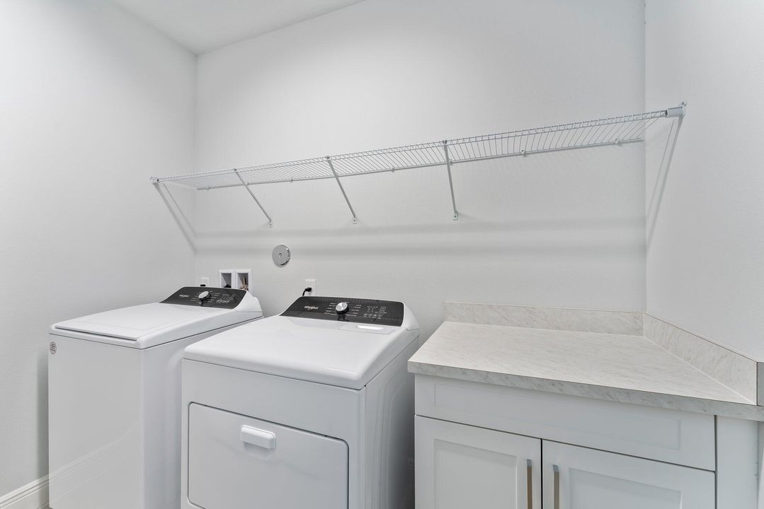 Active With Contract: $4,800 (5 beds, 3 baths, 3151 Square Feet)