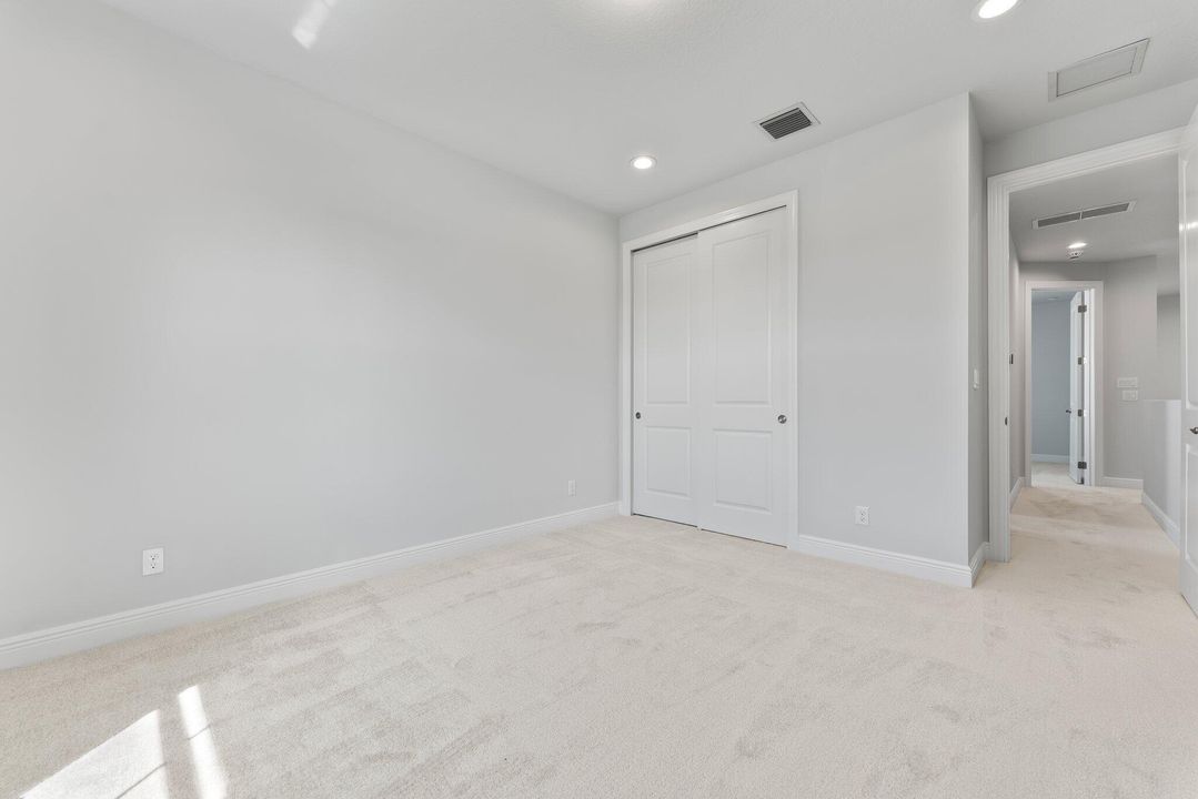 Active With Contract: $4,800 (5 beds, 3 baths, 3151 Square Feet)