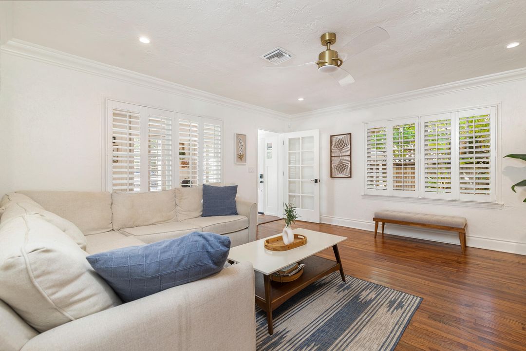 For Sale: $1,495,000 (3 beds, 2 baths, 1681 Square Feet)