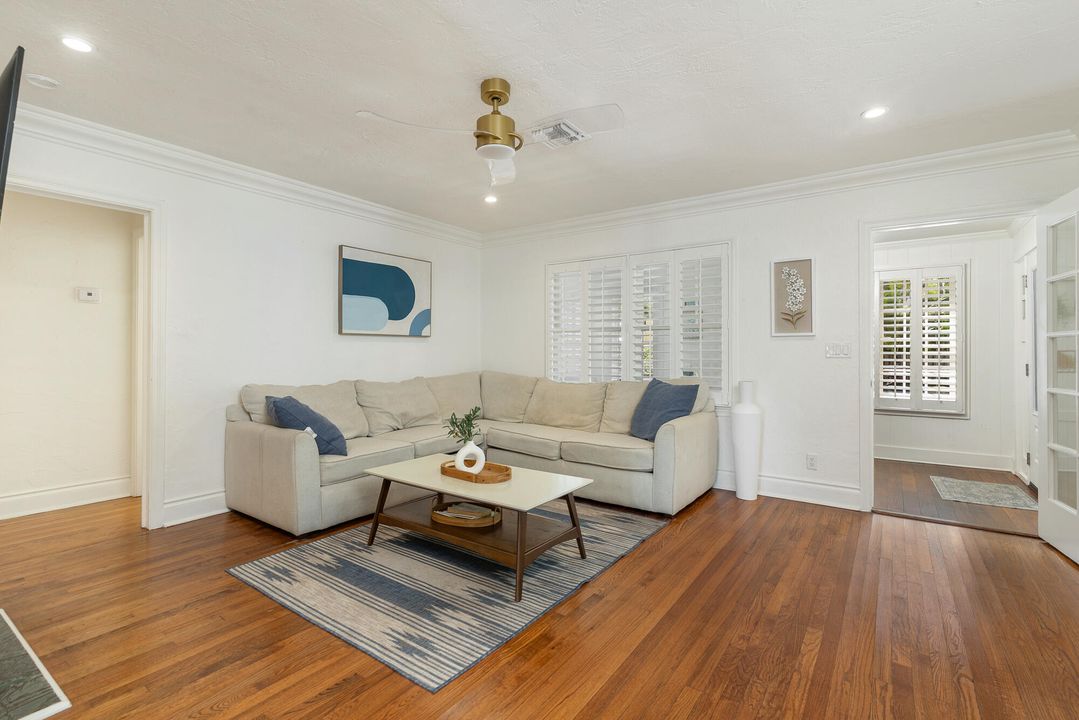 For Sale: $1,495,000 (3 beds, 2 baths, 1681 Square Feet)