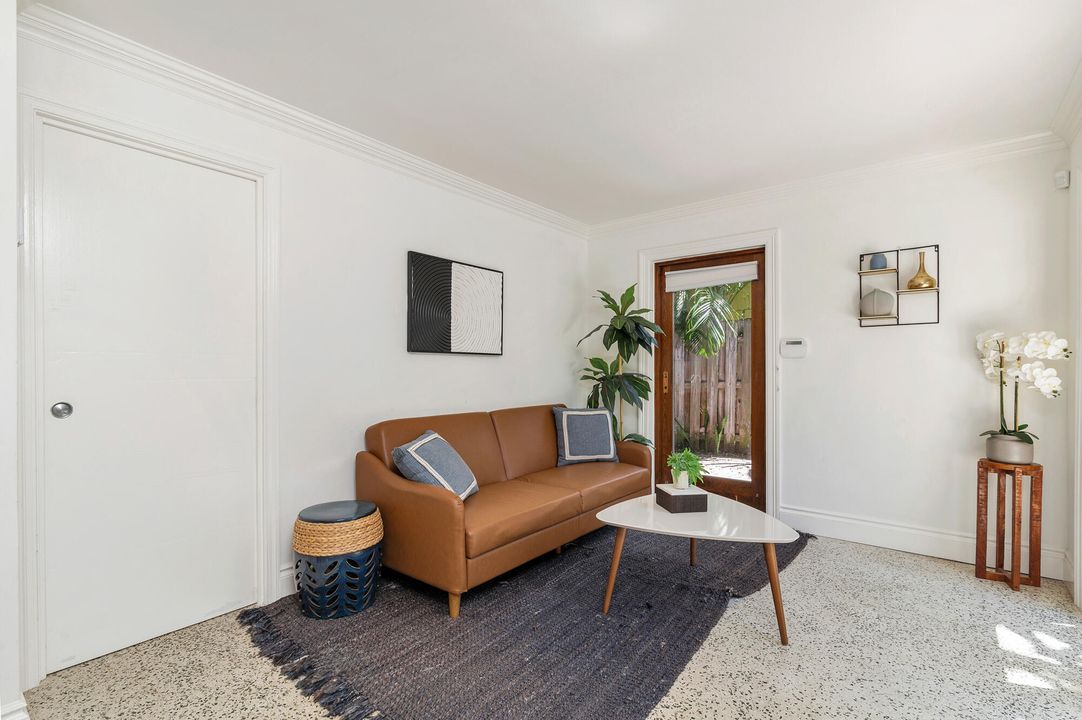 For Sale: $1,495,000 (3 beds, 2 baths, 1681 Square Feet)