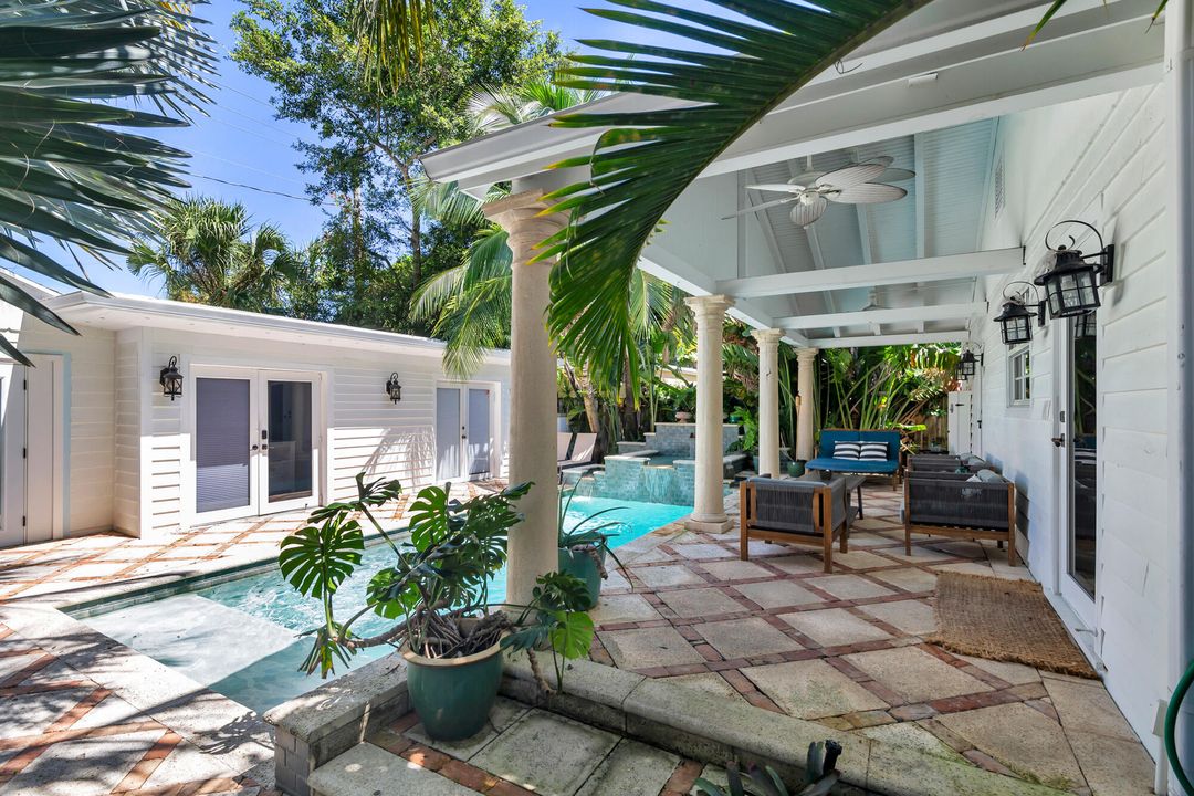 For Sale: $1,495,000 (3 beds, 2 baths, 1681 Square Feet)