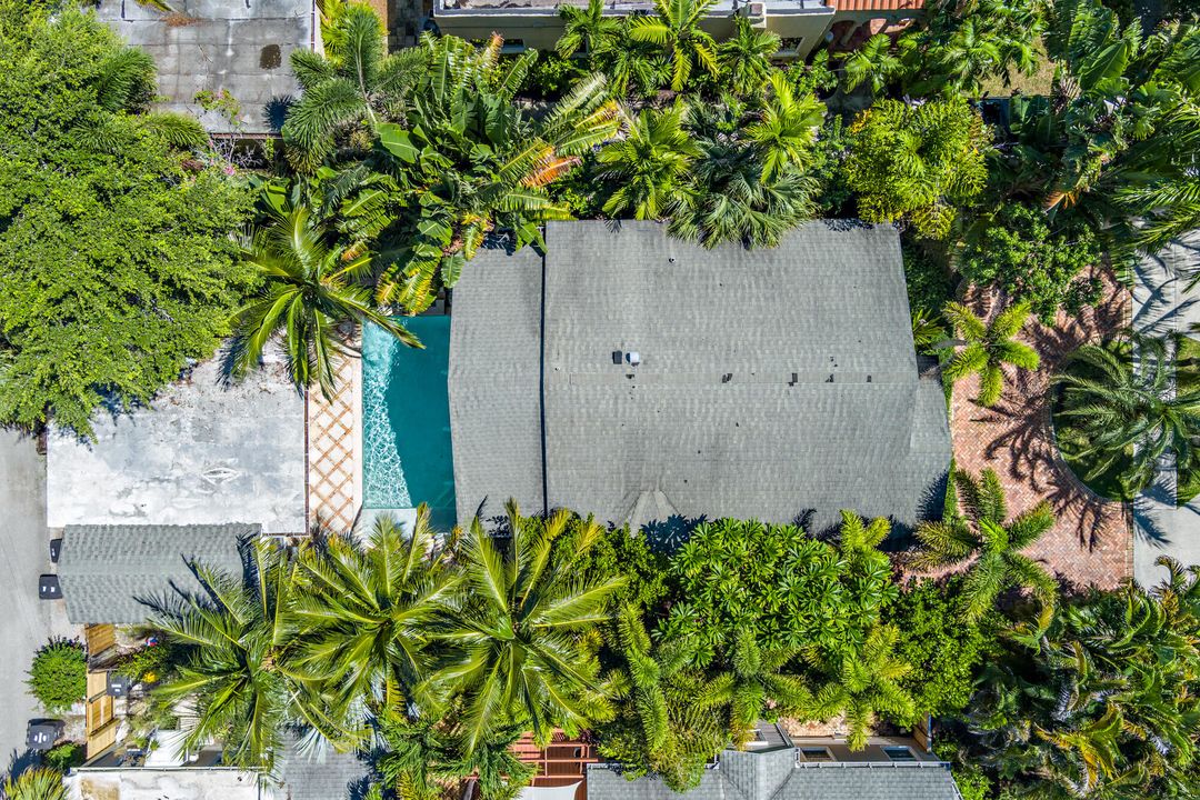 For Sale: $1,495,000 (3 beds, 2 baths, 1681 Square Feet)