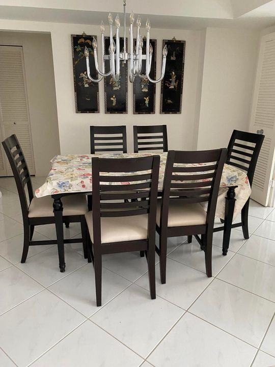 出租: $6,500 (3 贝兹, 3 浴室, 1920 平方英尺)