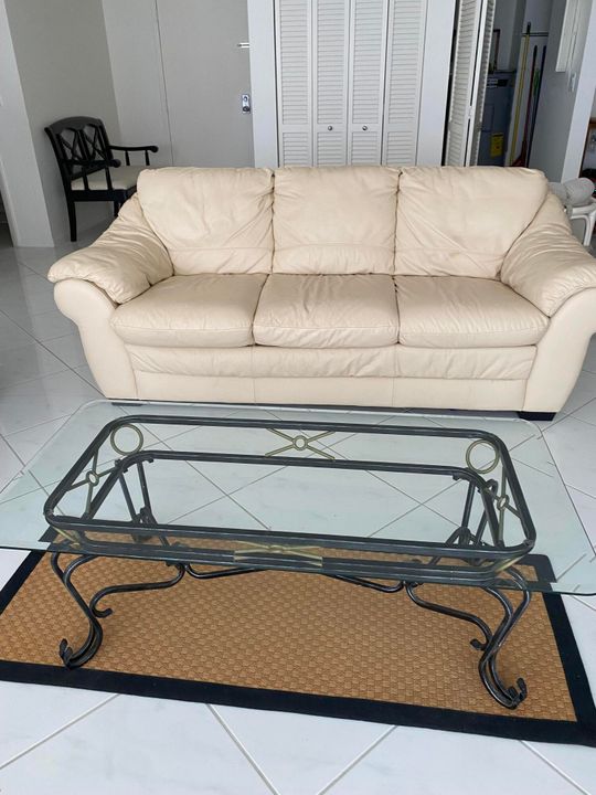 出租: $6,500 (3 贝兹, 3 浴室, 1920 平方英尺)