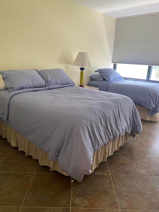 出租: $6,500 (3 贝兹, 3 浴室, 1920 平方英尺)