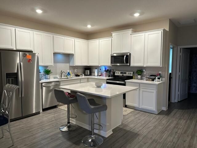 Active With Contract: $263,000 (2 beds, 2 baths, 1245 Square Feet)