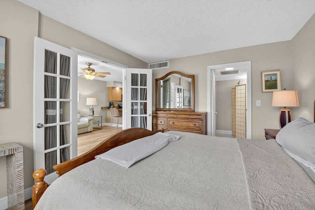 合同活跃: $2,500 (1 贝兹, 1 浴室, 750 平方英尺)