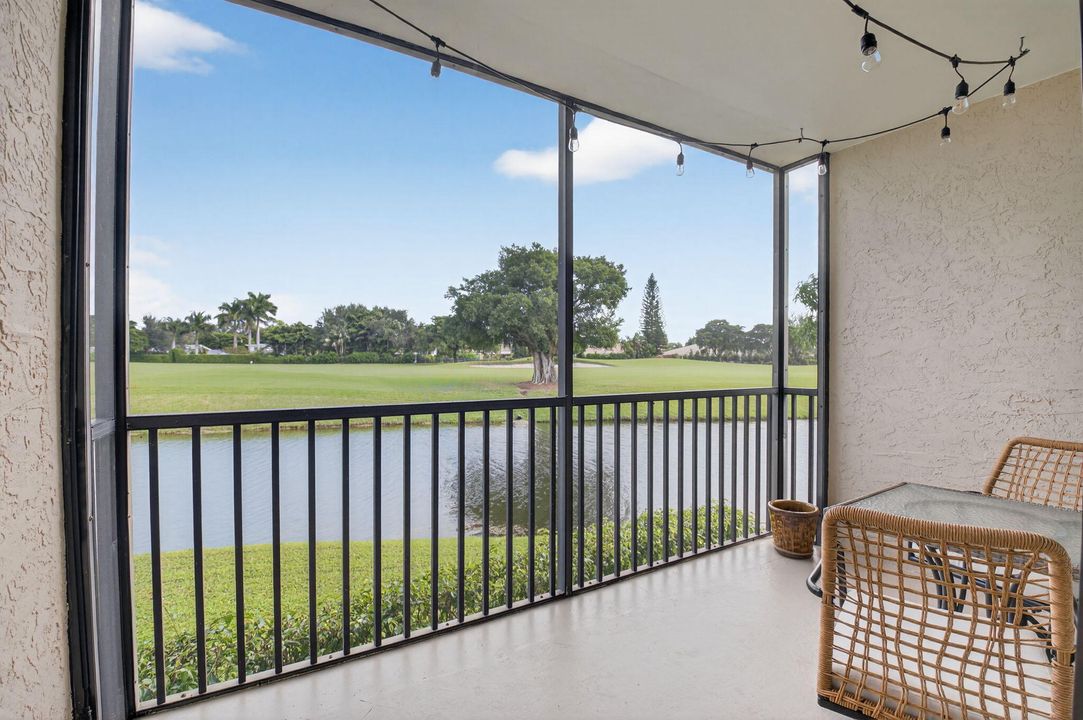 合同活跃: $2,500 (1 贝兹, 1 浴室, 750 平方英尺)