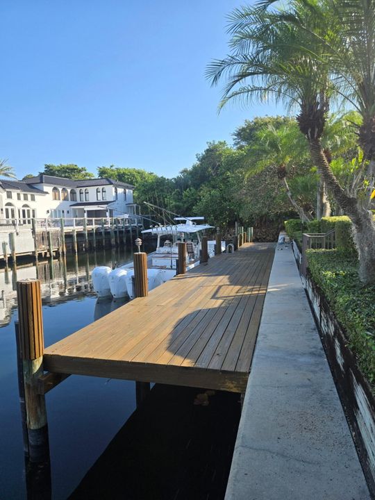 На продажу: $4,495,000 (4 спален, 4 ванн, 3648 Квадратных фут)