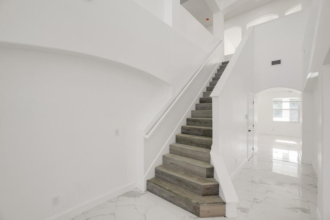 Active With Contract: $585,000 (5 beds, 3 baths, 3600 Square Feet)