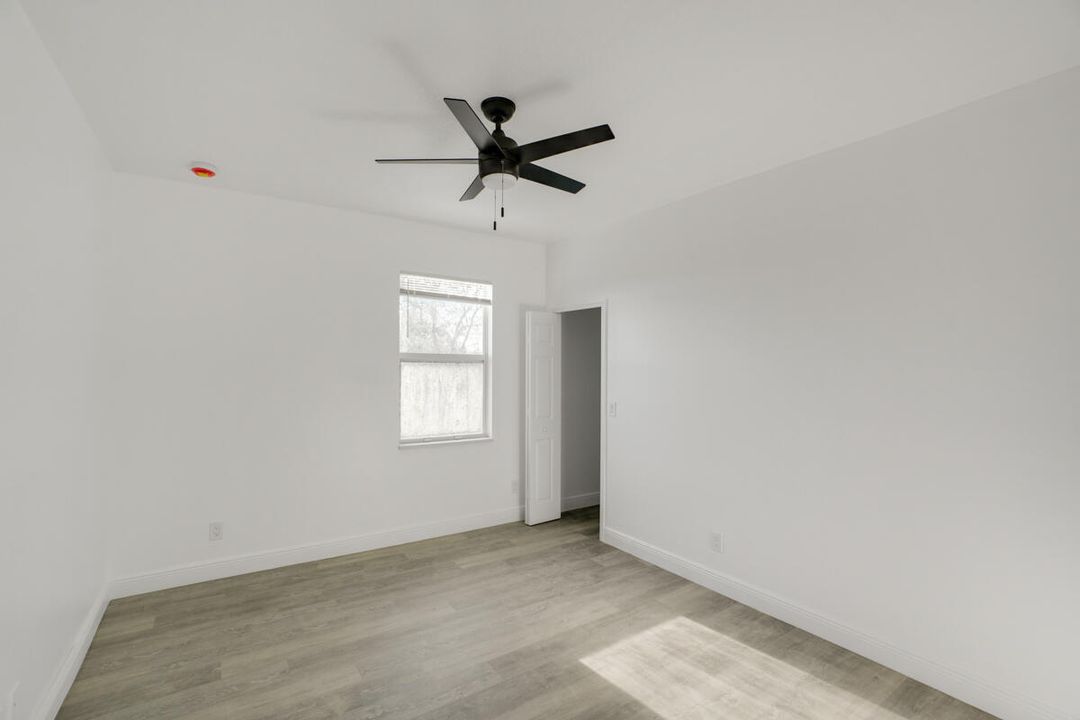 Active With Contract: $585,000 (5 beds, 3 baths, 3600 Square Feet)