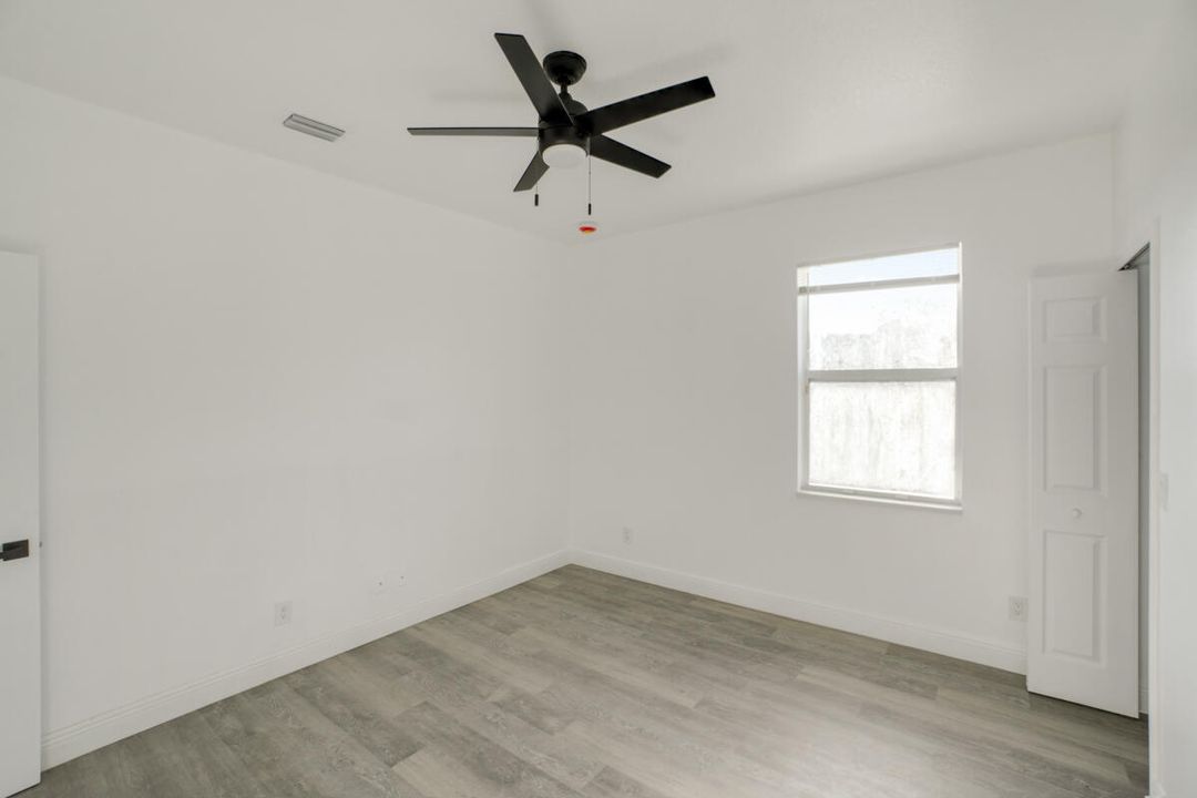 Active With Contract: $585,000 (5 beds, 3 baths, 3600 Square Feet)