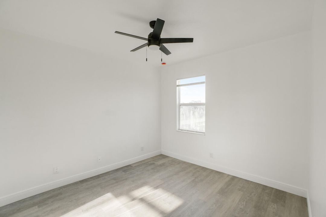 Active With Contract: $585,000 (5 beds, 3 baths, 3600 Square Feet)