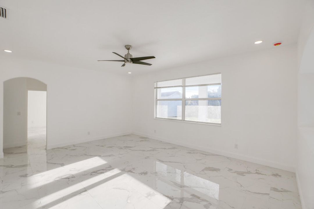 Active With Contract: $585,000 (5 beds, 3 baths, 3600 Square Feet)