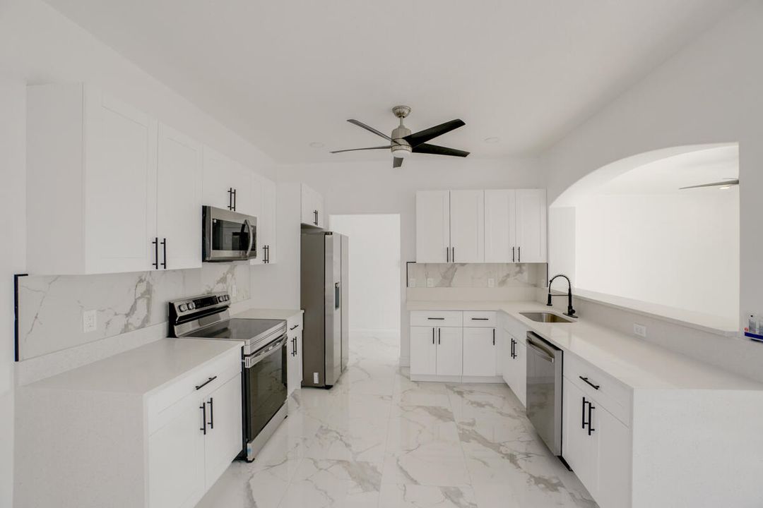 Active With Contract: $585,000 (5 beds, 3 baths, 3600 Square Feet)