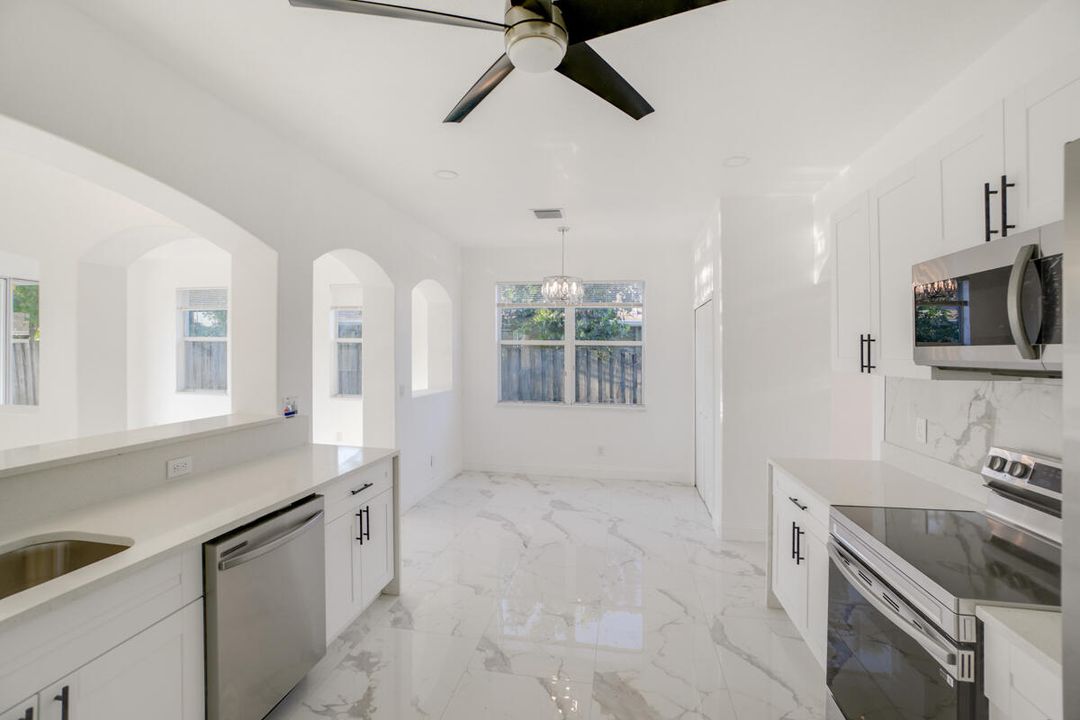 Active With Contract: $585,000 (5 beds, 3 baths, 3600 Square Feet)