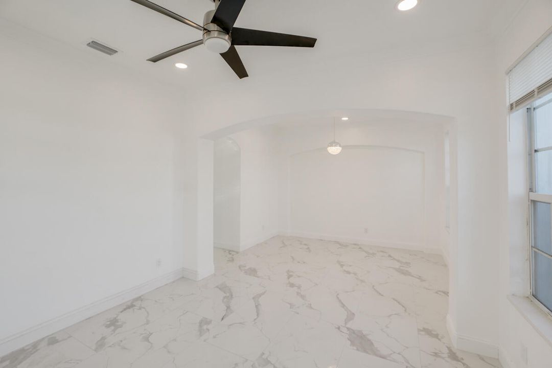 Active With Contract: $585,000 (5 beds, 3 baths, 3600 Square Feet)