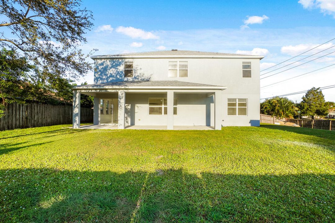 Active With Contract: $585,000 (5 beds, 3 baths, 3600 Square Feet)