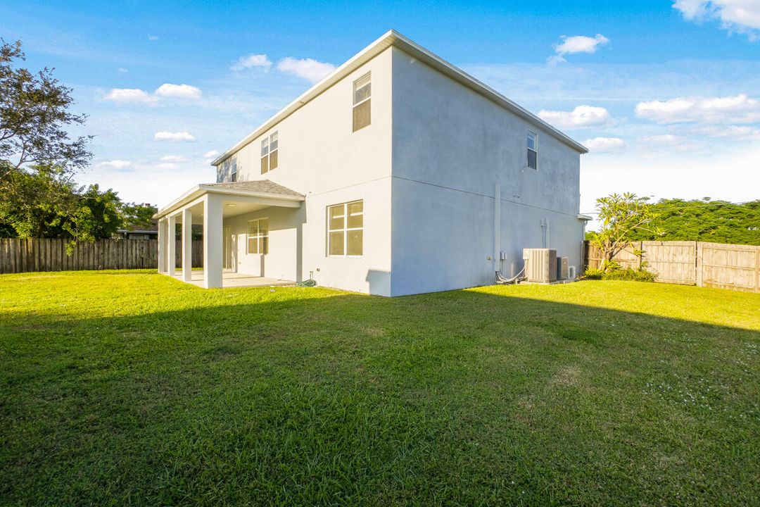 Active With Contract: $585,000 (5 beds, 3 baths, 3600 Square Feet)